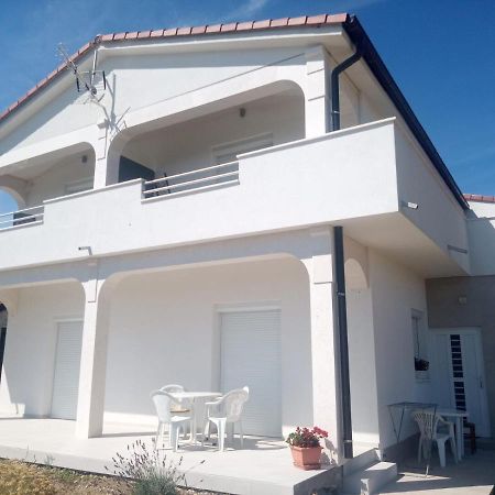 Apartmani Sol Vlasici Pag Town Kültér fotó