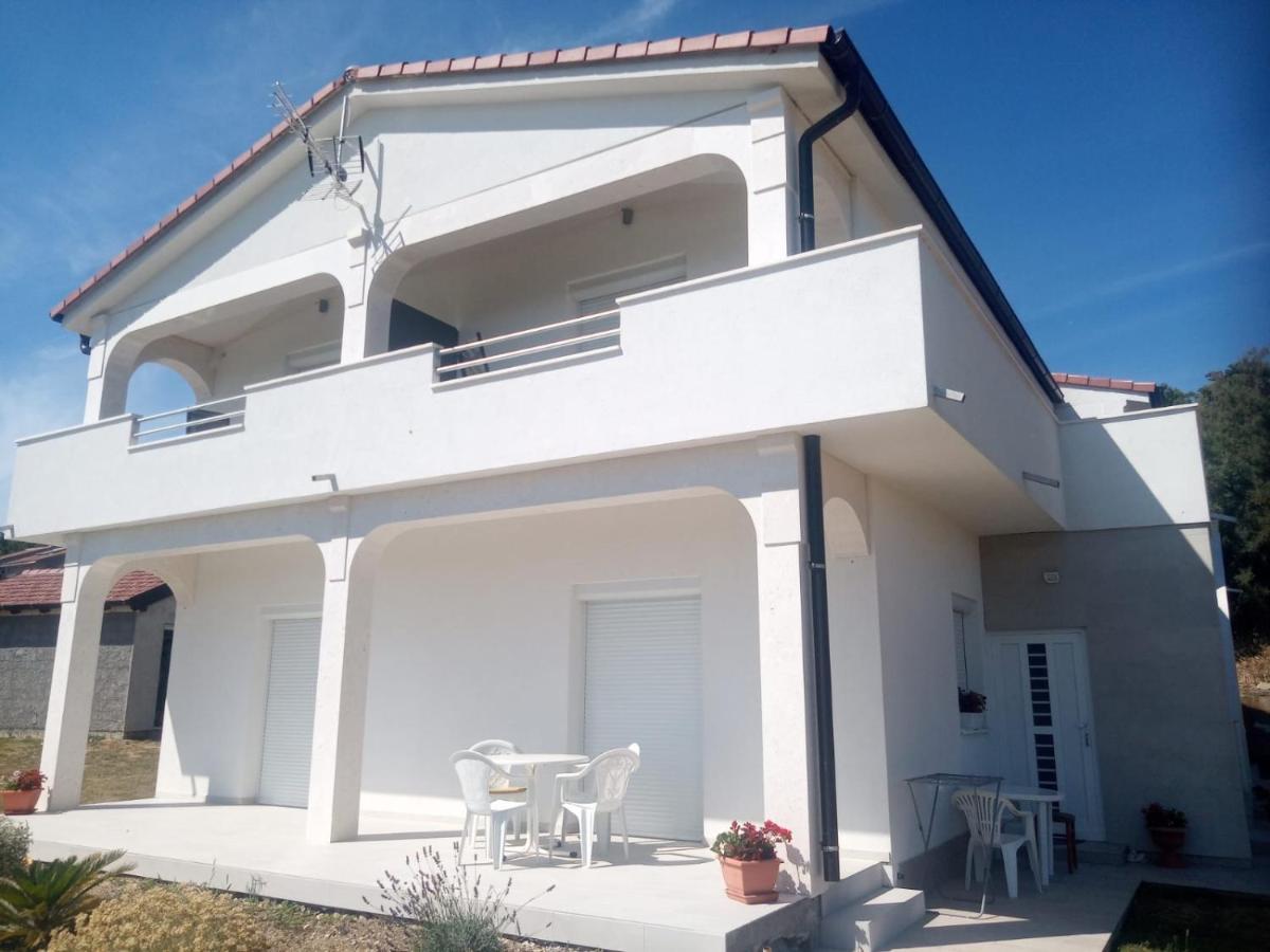Apartmani Sol Vlasici Pag Town Kültér fotó